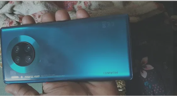 Huawei mate30pro
Good conditions