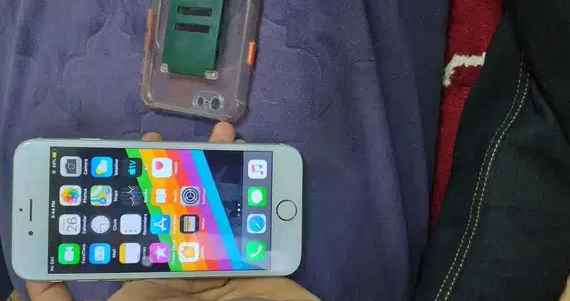 IPhone 6 64gb fixed price