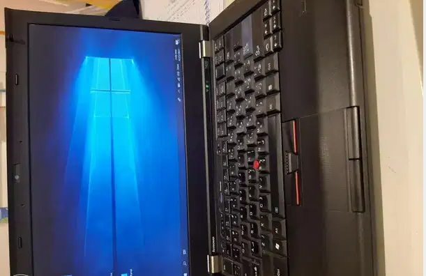 للبيع جهاز قوي جدا لينوفو Thinkpad T420
جهاز كل جديد
بطاريه دبل
سرعه i7
هاردسك 500
رام 4 DDR3
حجم الشاشه 14.1
بصمه - كاميره - اضاءه للكيبورد