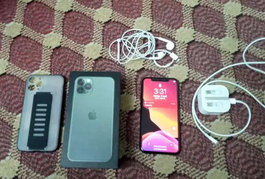 IPhone 11 Pro 64GB
Good condition battery health 100%
