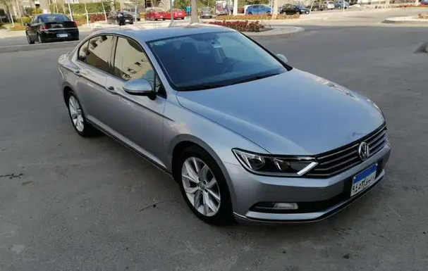 Passat 2019 1st category
باسات ٢٠١٩ اول فئة فابريكا بالكامل ٤٠ الف كيلومتر... لون فضى مدخن.. تم اضافة جنوط سبور ١٨ اصلية جديده و كاوتش جديد بتكلفة ٣٠ الف ج وتم عمل صيانة ال ٣٠ الف كم... السعر نهائي