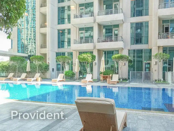 Heart of Downtown | Spacious | Modern Duplex
Provident Estate is proud to be bringing you this sleek, duplex apartment with a Boulevard view. Two bedrooms, 2.5 bathrooms, floor-to-ceiling windows, bui...