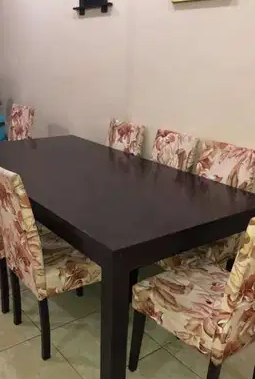 Dinning table for 6 -8 persons

Available with 6 chairs
