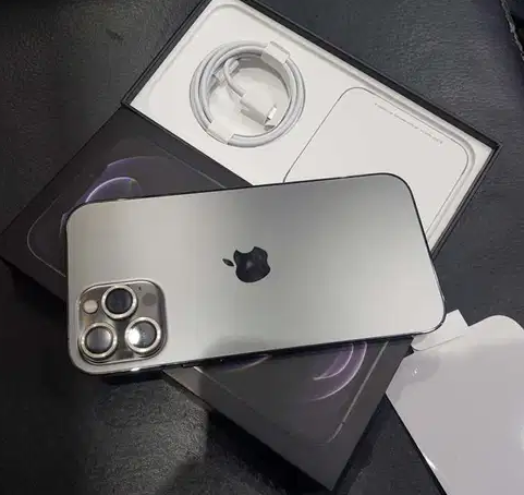 Iphone 12 pro max 128gb GRAPHITE black 13 days use only battery life 100 no anything scratches no anythin issue