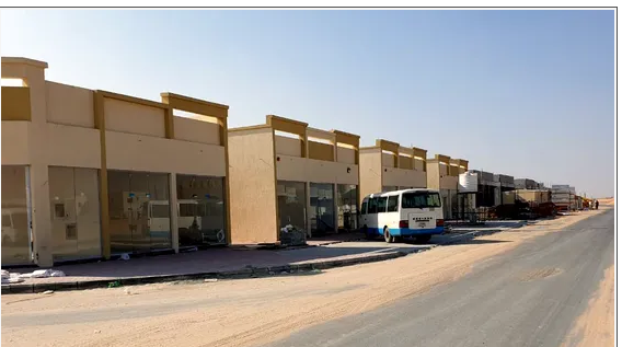 مبني تجاري للبيع في الزاهيه علي شارع عام

للبيع مبنى سكني تجاري بموقع به كثافه سكانيه عاليه قيد الإنشاء بالزاهية مشروع المها فيليج- على شارع بعرض 36 متر - مكون من 3 محلات + 3 استوديو - يوجد غرفة حارس...