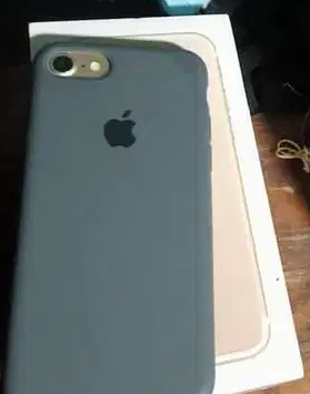Iphone 7 ..new
ايفون 7 مساحة 32 بطاريه 91 جديد جدا استعمال خفيف جدا جدا جدا.