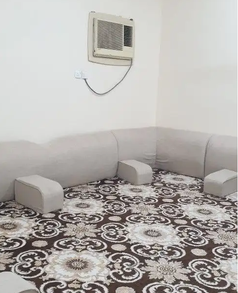 شقة مفروشة بالعمودي بجوار مسجد الشريعة