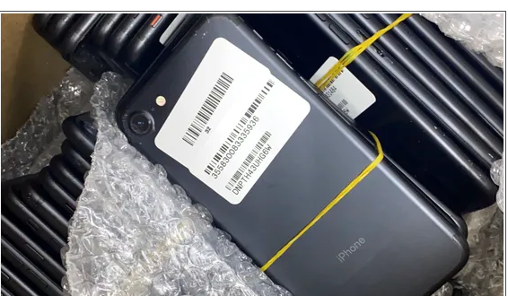Apple iphone 7 32 for sale