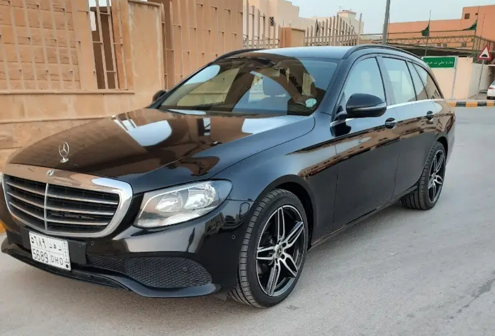 مرسيدس E200 ستيشن 2019