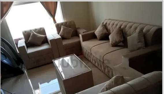 أريكة جميلة جدا لدي سعر منخفض جدا سعر 7 مقاعد 900 و 5 مقاعد سعر 700 all sofa at very good price