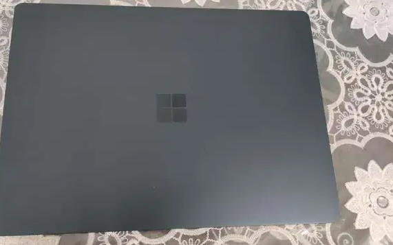 Microsoft laptop 3 i7/16/512GB