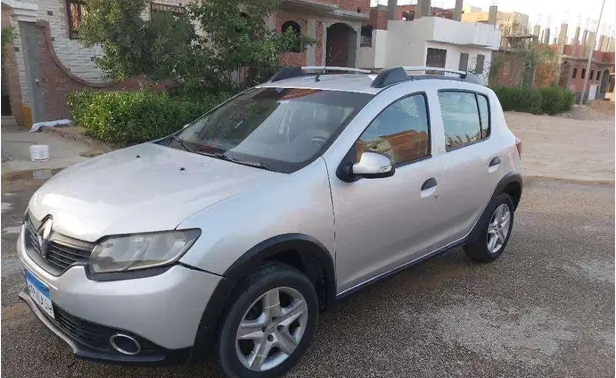 سيارة رينو استيب واى