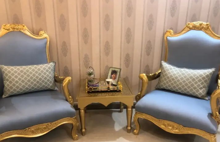 كنب للبيع لون ازرق ريشي