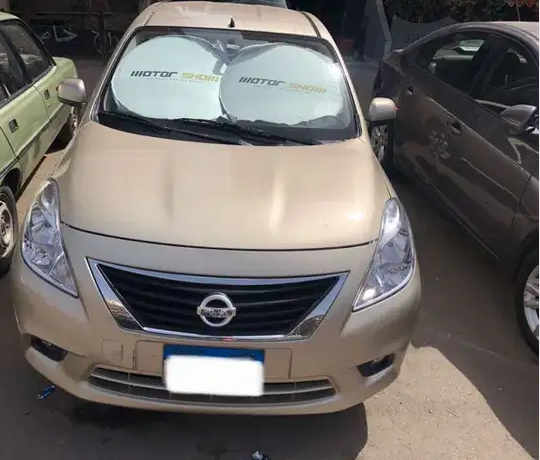 نيسان ٢٠١٣ للبيع