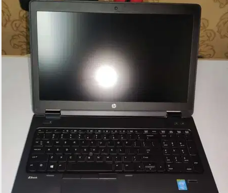 Hp zbook 15 لابتوب