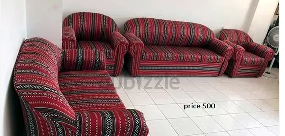 كل هذه الأريكة المصنوعة في الإمارات العربية المتحدة very neat clean sofa set