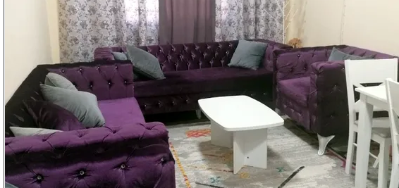 شقه للايجار غرفتين وصاله مفروش بشارع الشيخ خليفه