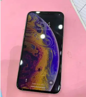 IPhone XS Silver 64 GB