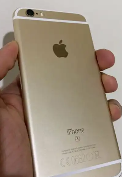 ايفون 6s نظيف بدون خدوش 64 قيقا