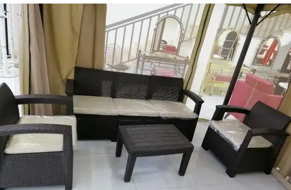 جلسات خارجية للبيع