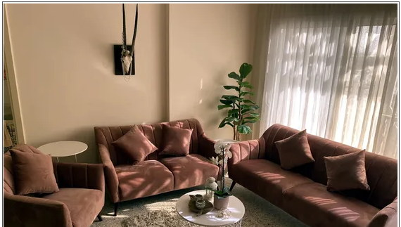 طقم كنب للبيع استخدام شهر سعره الاصلي 6300