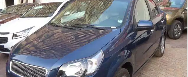 سياره افيو اتوماتيك كحلي لايجار الشهري او السنوي