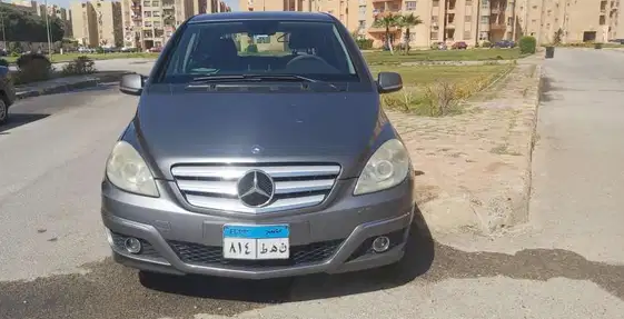مرسيدس B160 فابريكة بالكامل