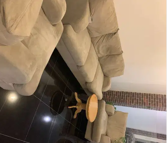 للبيع طقم صالون