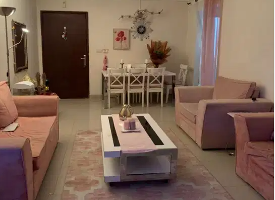 كنب سجاد طاوله للبيع