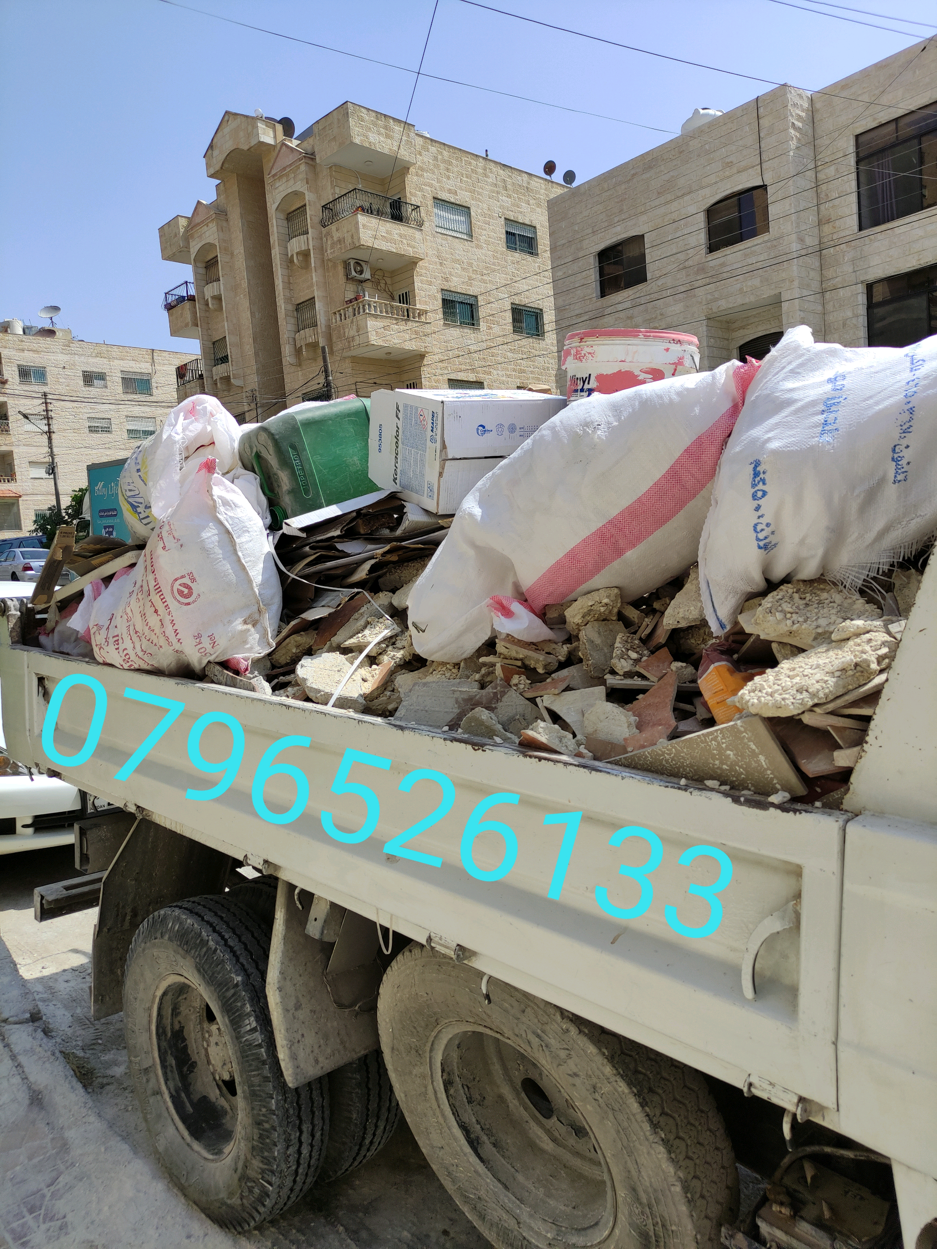 قلاب+مترين+لنقل+جميع+مواد+البناء+رمل+طوب+أسمنت+وأزالة+طمم+بسعار+مناسبة+جدا+