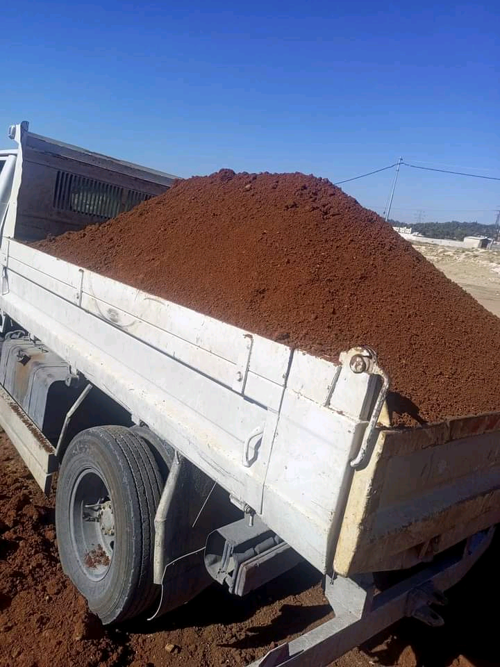 يوجد+تراب+احمر+زراعي+في+عمان+0788441130